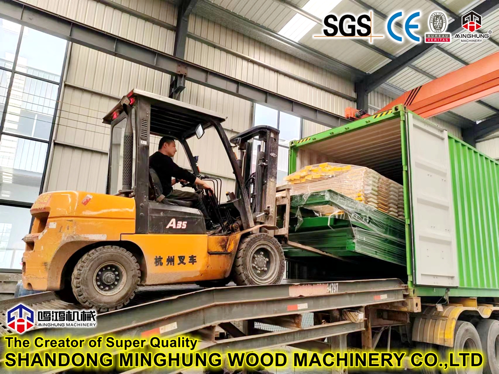 Plywood Hot Press Machine Livraison