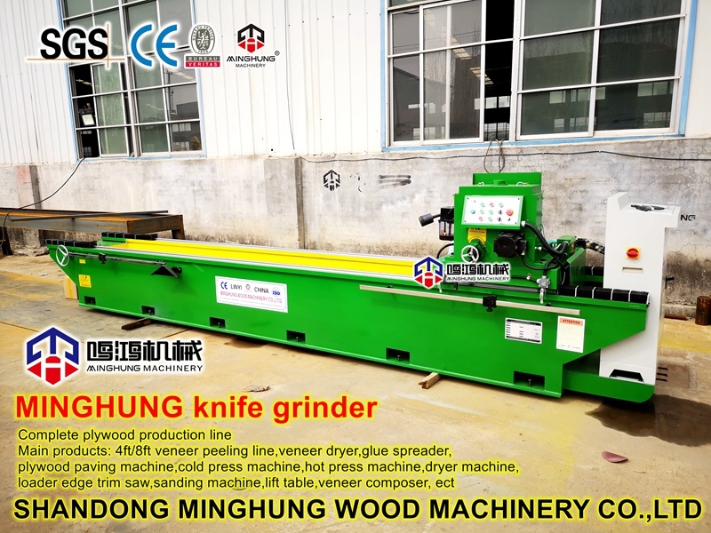 Machine de meulage de couteau magnétique dans l'usine de placage de bois