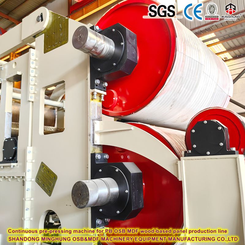 Machine de pré-pression continue pour PB OSB MDF Wood Based Panel Production Line