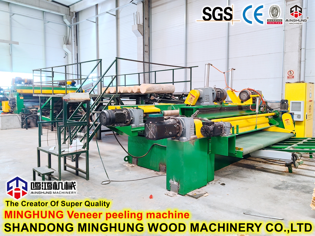 Machines de production de placage Minghung Core : 4 pieds 8 pieds Machine de découpe rotative sans broche pour la production de contreplaqué 